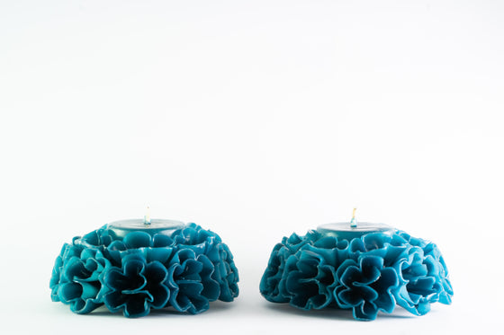 Marca: Guare Kit 2 piezas velas Marigold Flower Style. Cera natural. Color verde fuerte